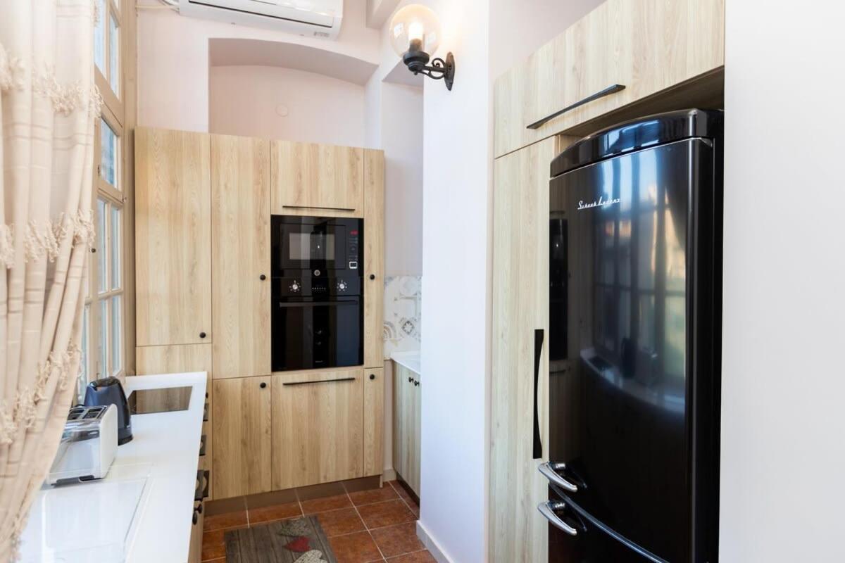 Stylish 2Br Apt In The Heart Of Old Tbilisi Buitenkant foto